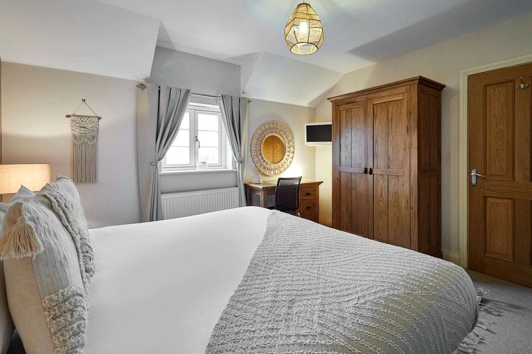 Vacation Rentals (United Kingdom, --, England)