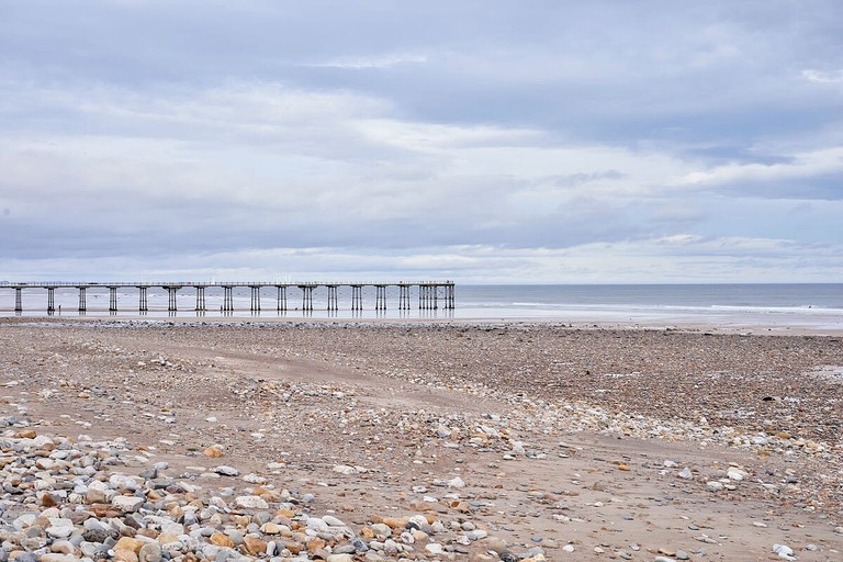 Huts (United Kingdom, --, England)