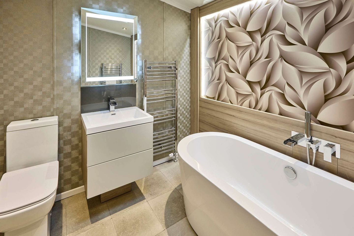 Stunning Spacious Lodge Nestled in the Countryside of Northumberland with Incredible Views and Sunken Hot Tub near Hexham, England