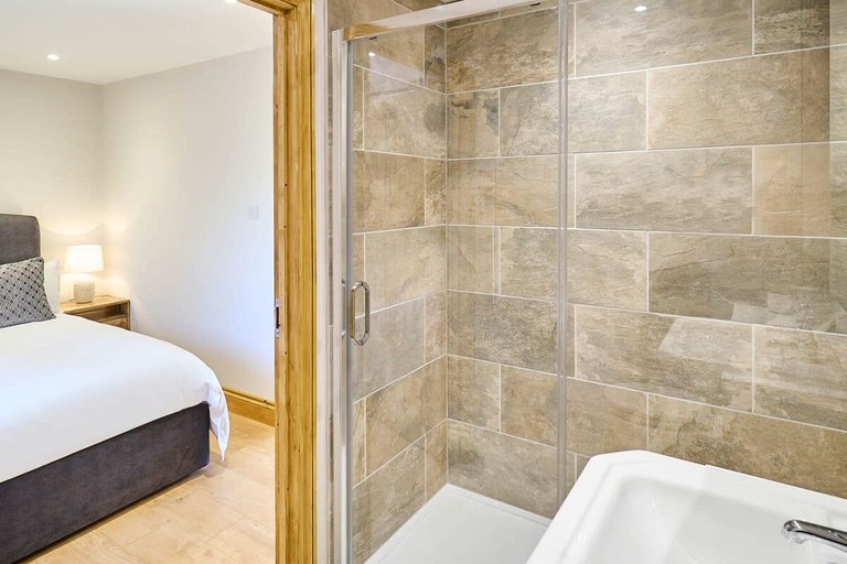 Vacation Rentals (United Kingdom, --, England)