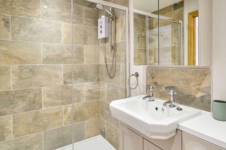 Vacation Rentals (United Kingdom, --, England)