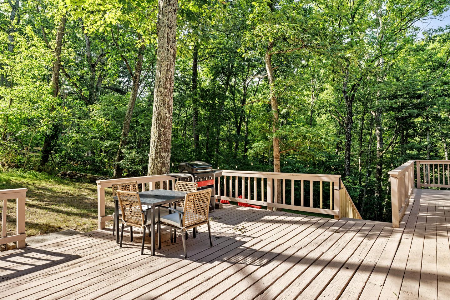 Fantastic Cabin with Barbecue and Hot-tub in Gerrardstown, West Virginia