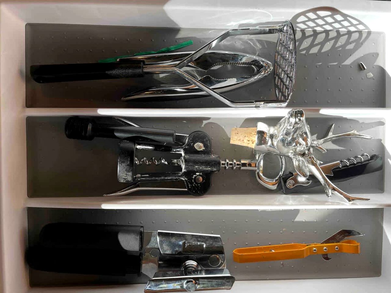 Peaceful Rustic Hideaway with Hot Tub, Fire Pit & Scenic Views in Berkeley Springs, West Virginia