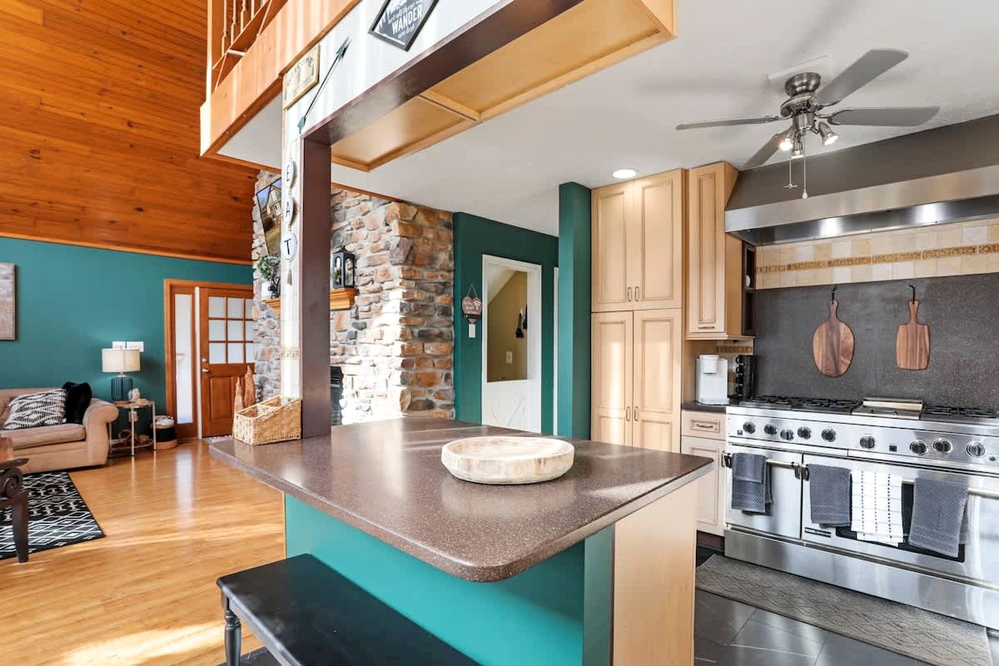 Family Sized Cabin with Hot Tub and Fire Pit near Cacapon Resort State Park, West Virginia