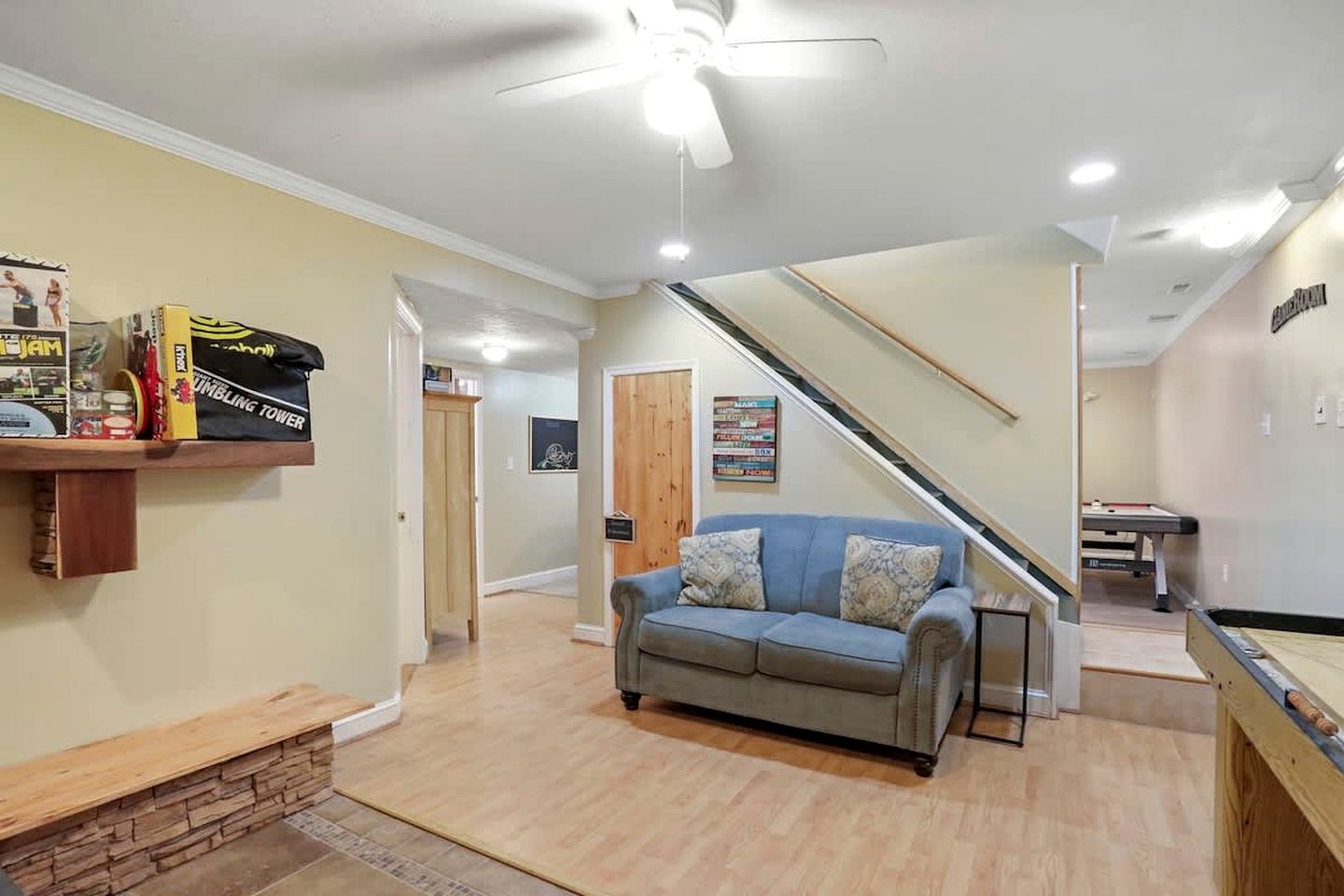 Family Sized Cabin with Hot Tub and Fire Pit near Cacapon Resort State Park, West Virginia