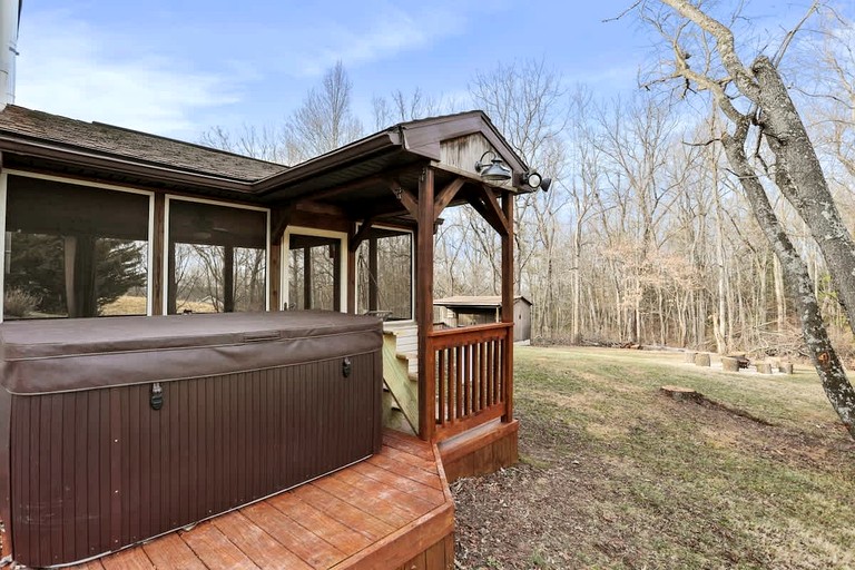 Cabins (United States of America, Hedgesville, West Virginia)