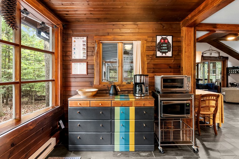 Cabins (United States of America, --, West Virginia)