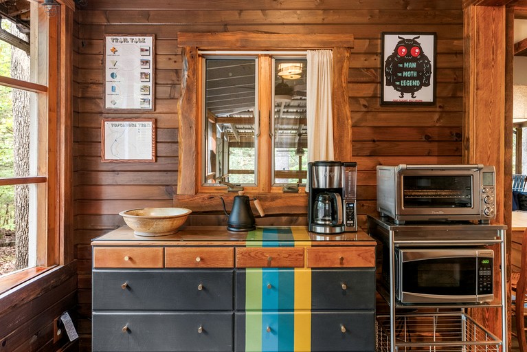 Cabins (United States of America, --, West Virginia)