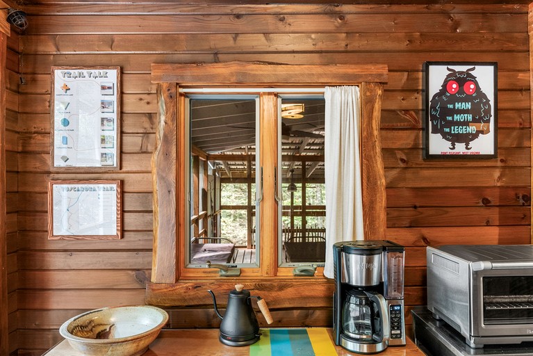 Cabins (United States of America, --, West Virginia)