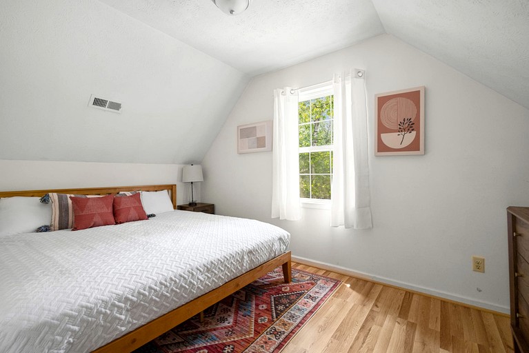 Cabins (United States of America, Mount Jackson, Virginia)