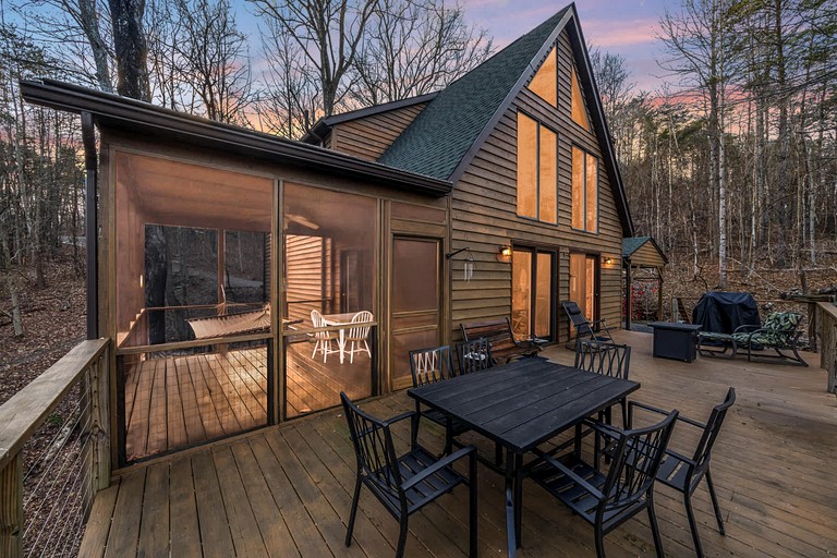 Cabins (United States of America, --, West Virginia)