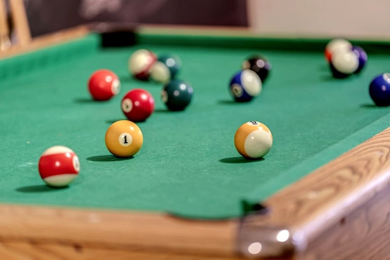 Cabins (United States of America, --, West Virginia)