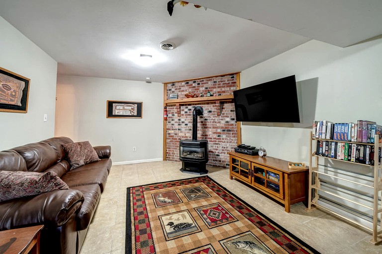 Cabins (United States of America, --, West Virginia)