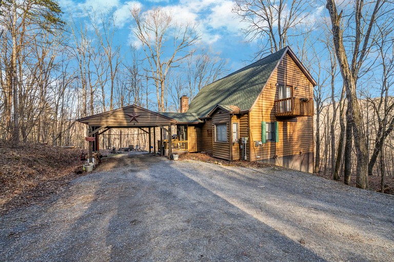 Cabins (United States of America, --, West Virginia)