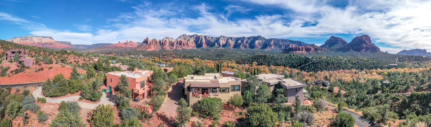 Beautiful Rental with Game Room, Hot-Tub and Views in Arizona