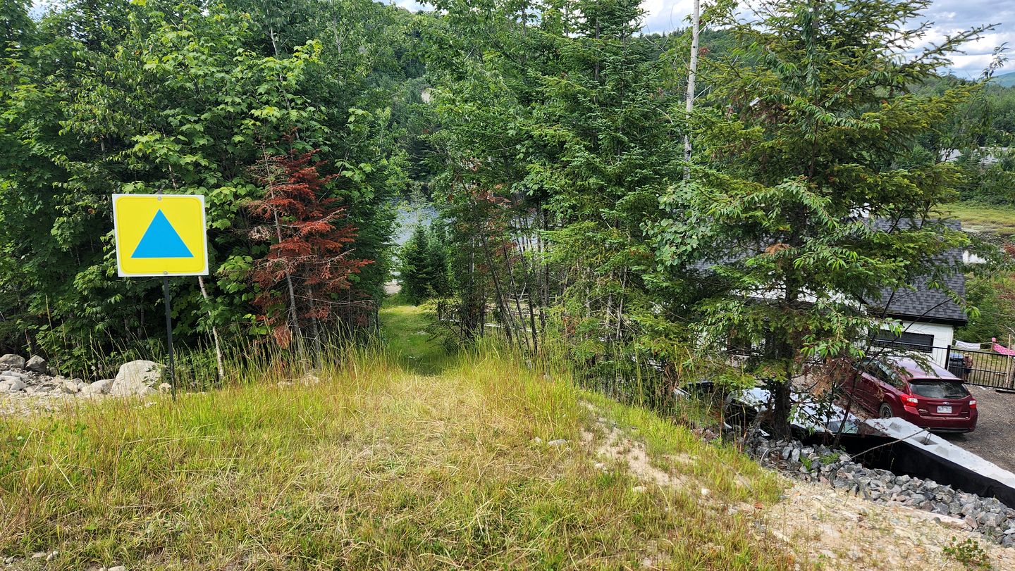 Hot Tub Paradise: Reconnect with Nature at this Rental in Saint Come, Quebec