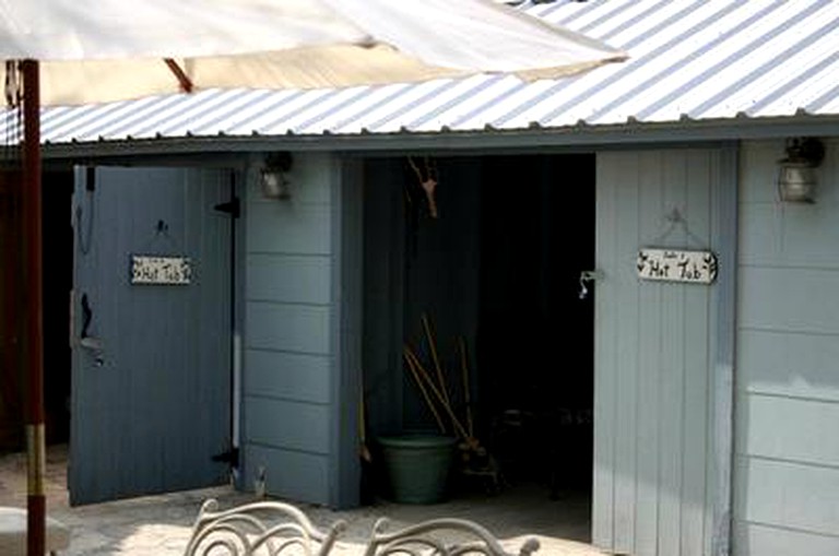 Beautiful Cottage Suite in Texas Wine Country near Fredericksburg, Texas | Nature Lodges (Fredericksburg, Texas, United States of America)