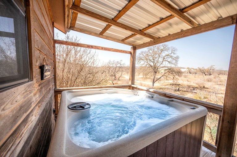 Pet-Friendly Cabin with Sweeping Views Overlooking Fredericksburg, Texas | Cabins (Fredericksburg, Texas, United States of America)