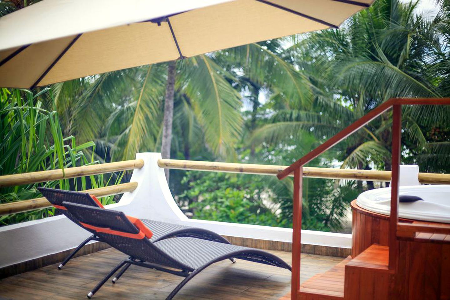 Luxury Tent with a Private Jacuzzi and Beachfront Views in Santa Teresa, Costa Rica