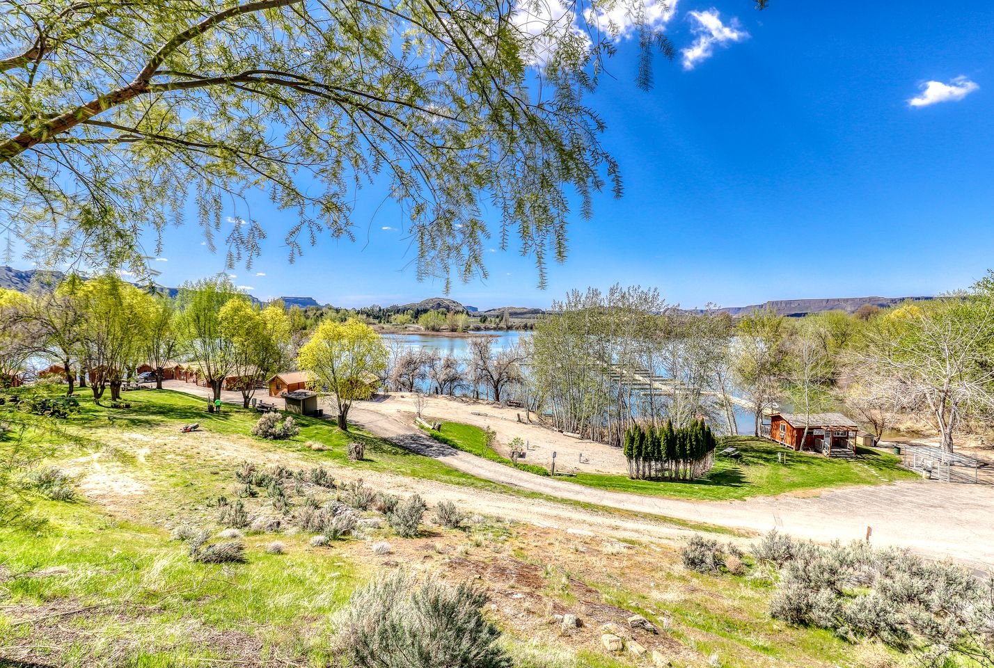 Cabin Electric City, Washington Glamping Hub