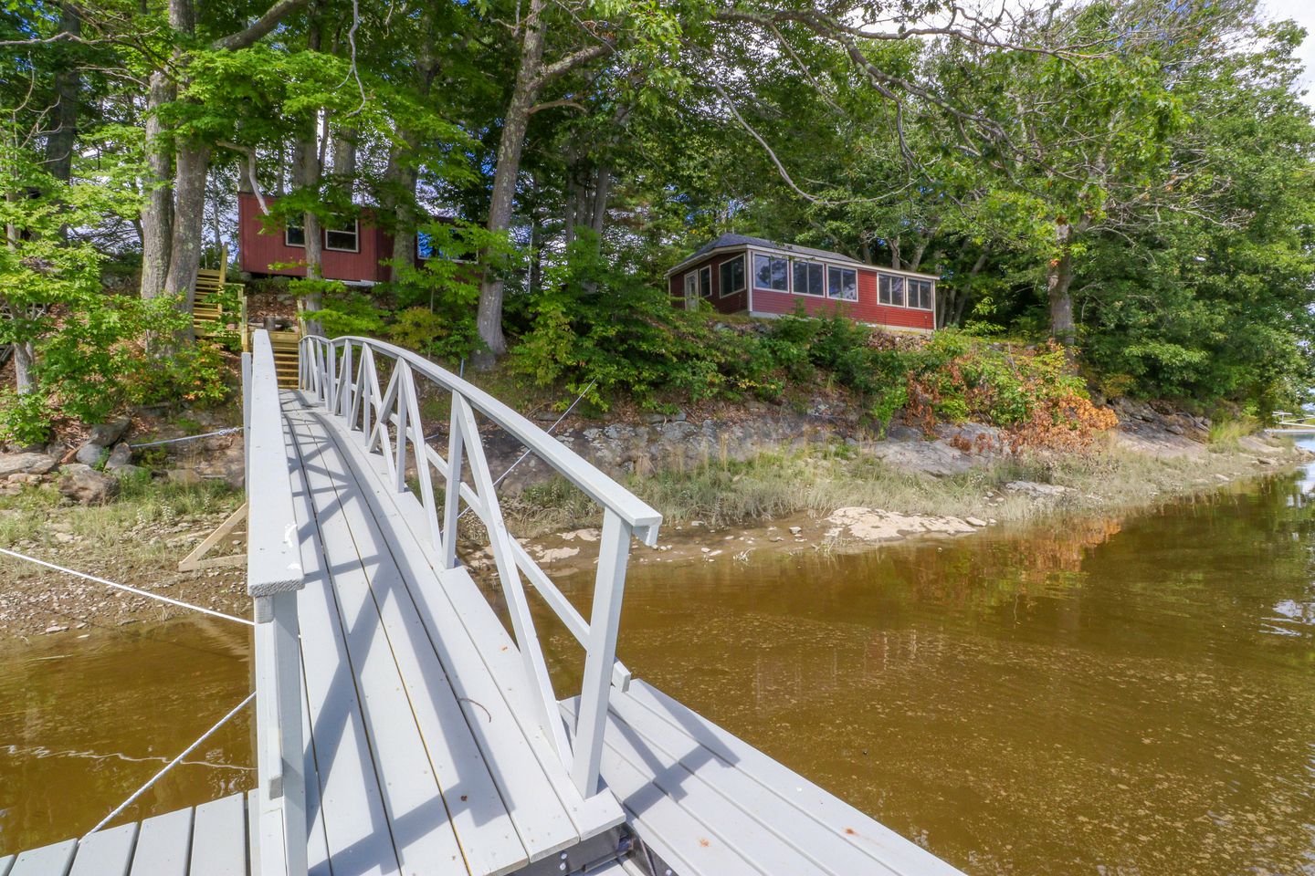 Waterfront Vacation Rental in Bowdoinham, Maine