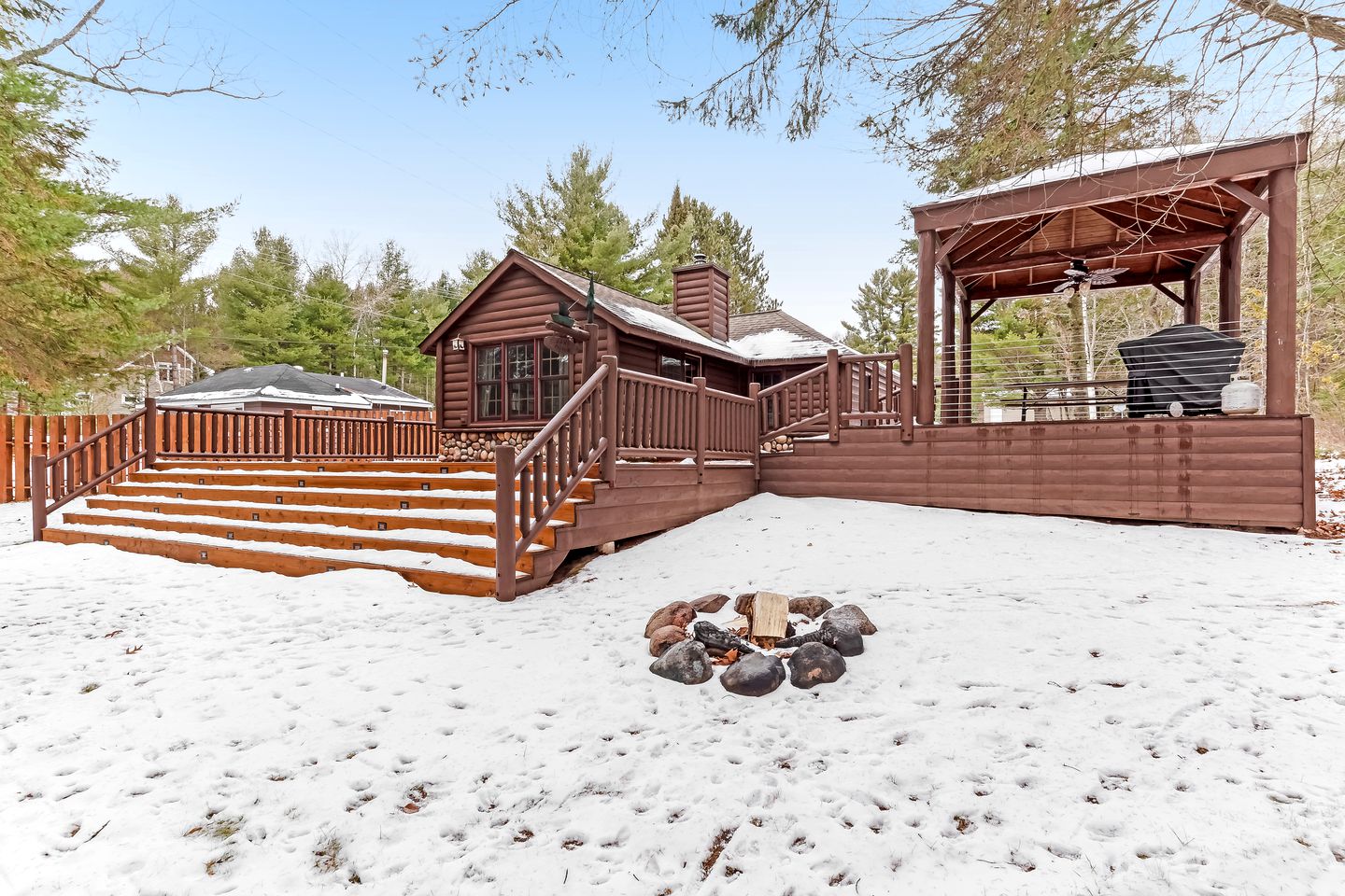 Lakefront Cabin Rental Eagle River, Wisconsin Glamping Hub