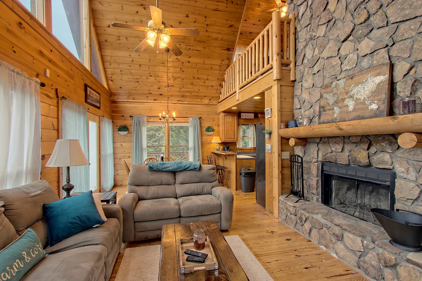 Cabin Mineral Bluff, North Glamping Hub