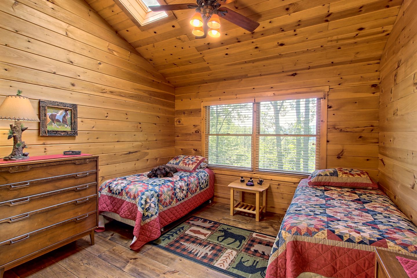 Cabin Rental with Hot Tub in Blairsville,