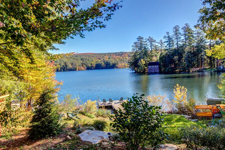 Cabin Getaway on Lake Rescue in Ludlow, Vermont