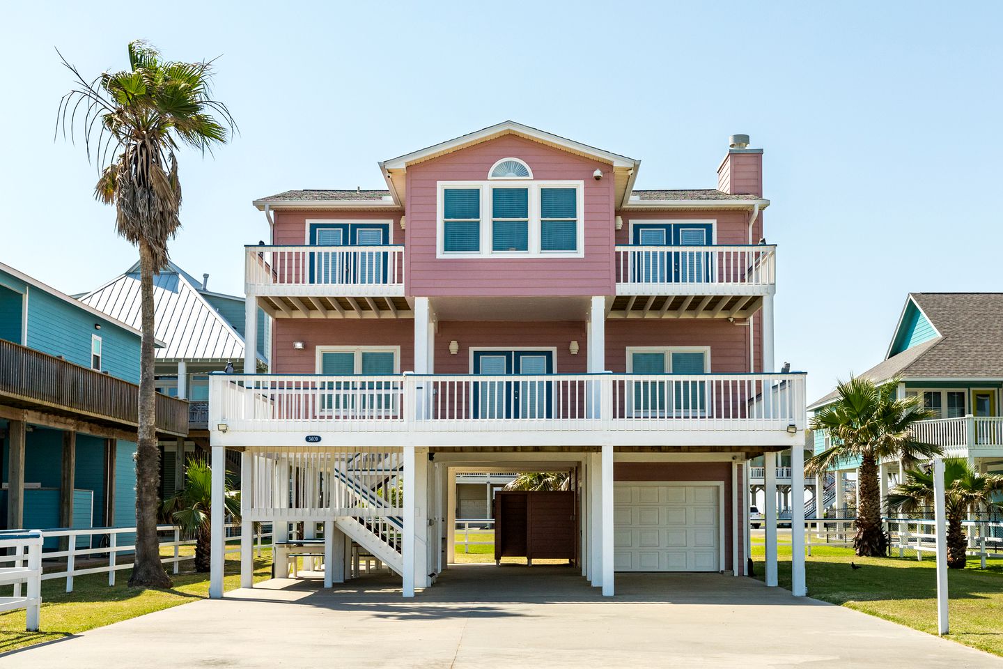 Beachfront in Crystal Beach, Texas