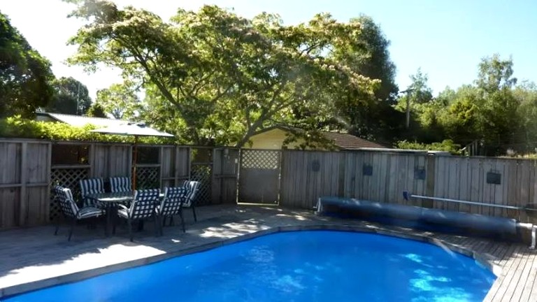 Romantic Room Rental on Secluded Site near Rotorua, New Zealand | Nature Lodges (Rotorua, North Island, New Zealand)