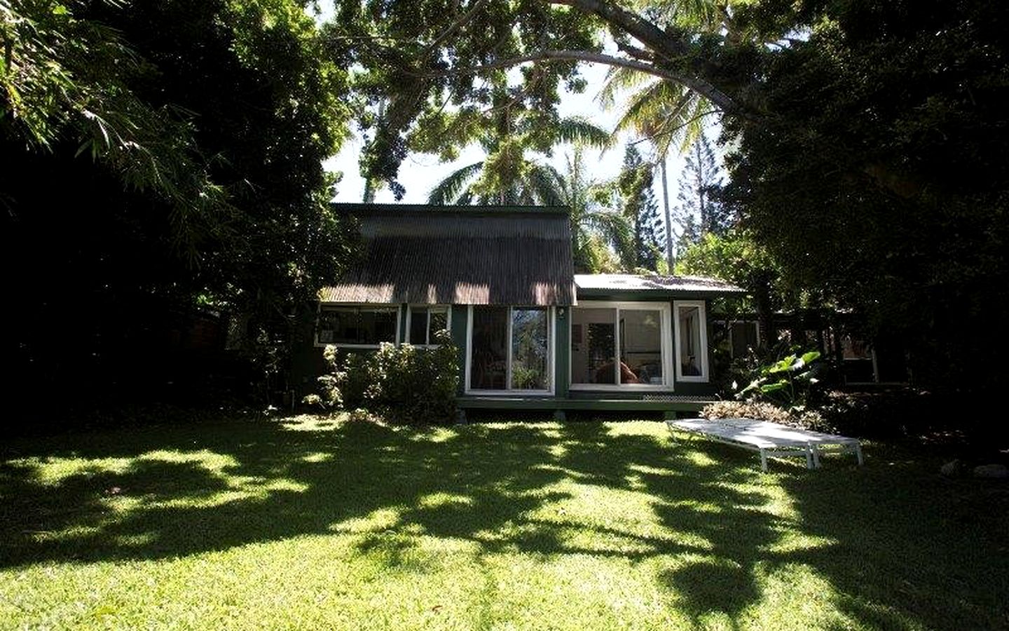 Tropical Getaway with Hot Tub near Haleakala National Park, Hawaii