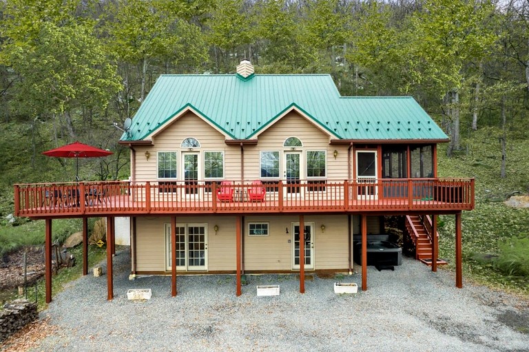 Cabins (United States of America, Berkeley Springs , West Virginia)