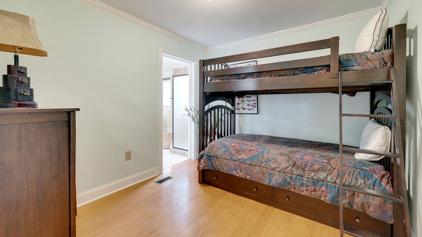 Expansive Beach House in Gated Community with Ocean Views in Georgetown, South Carolina