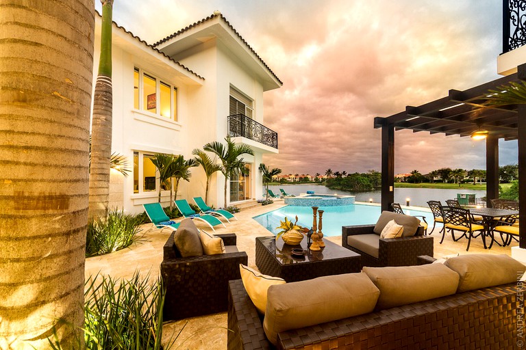 Villas (Dominican Republic, Punta Cana, --)