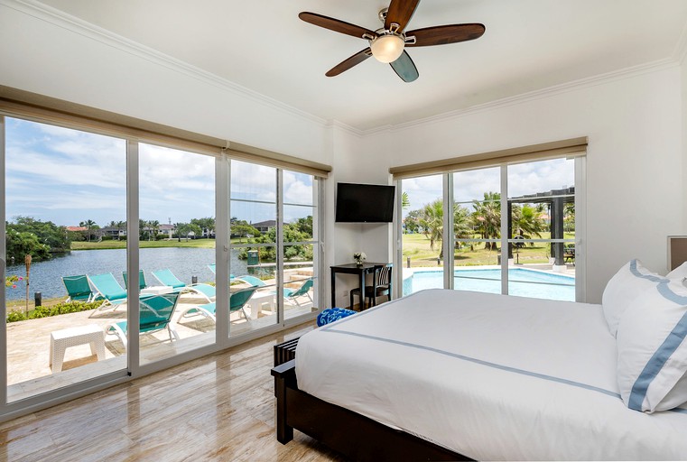 Villas (Dominican Republic, Punta Cana, --)