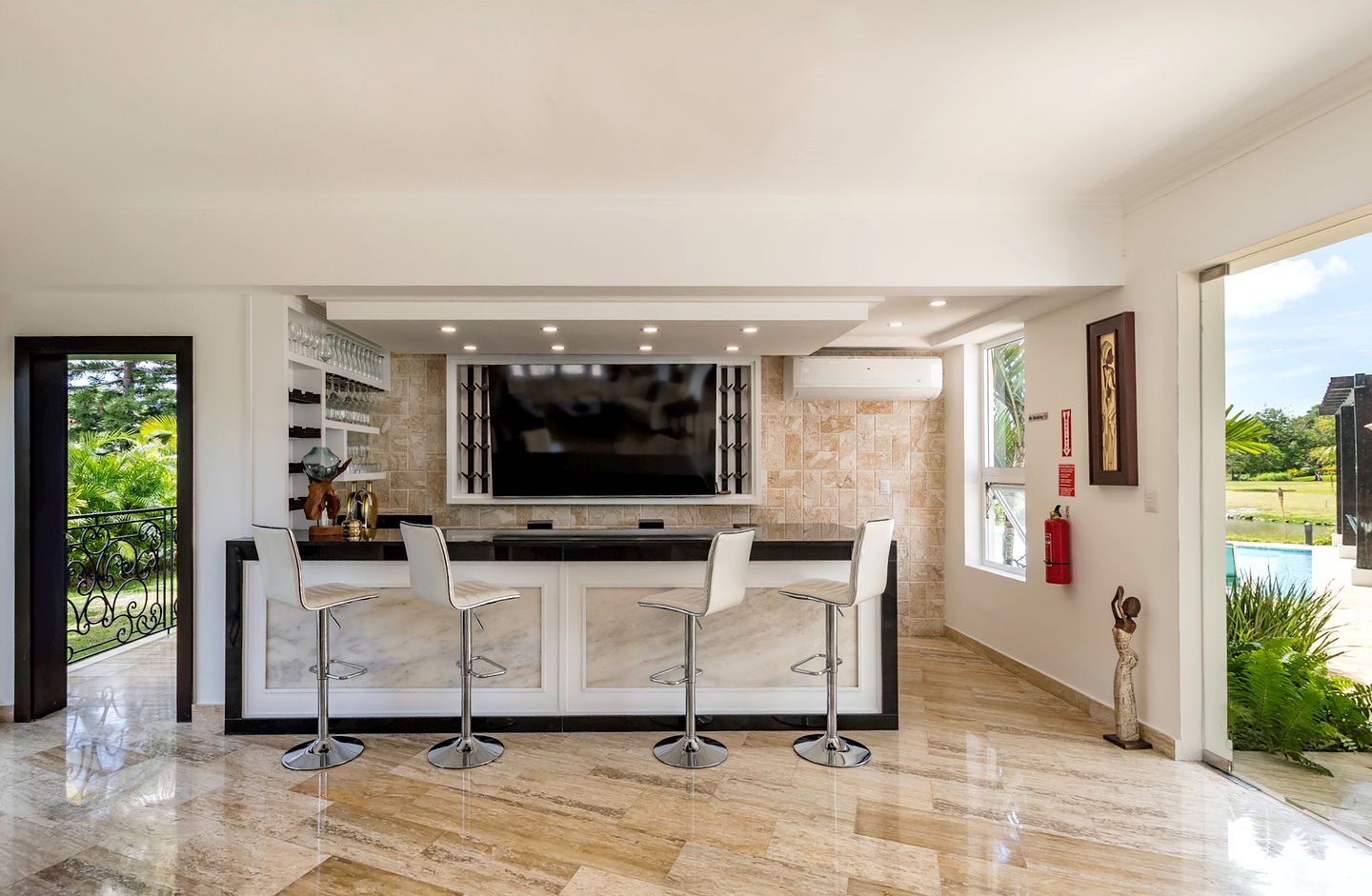 Huge Villa Perfect for Large Groups for the Ideal Punta Cana Getaway