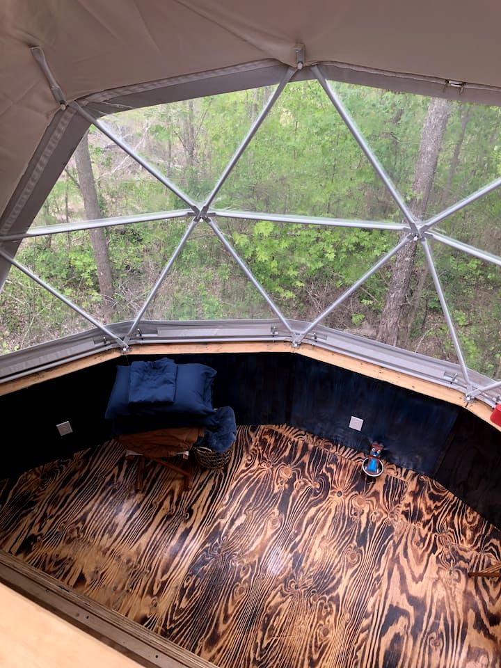 Cozy Dome Stay with Hot Tub near Natural Bridge & Red River Gorge, Kentucky