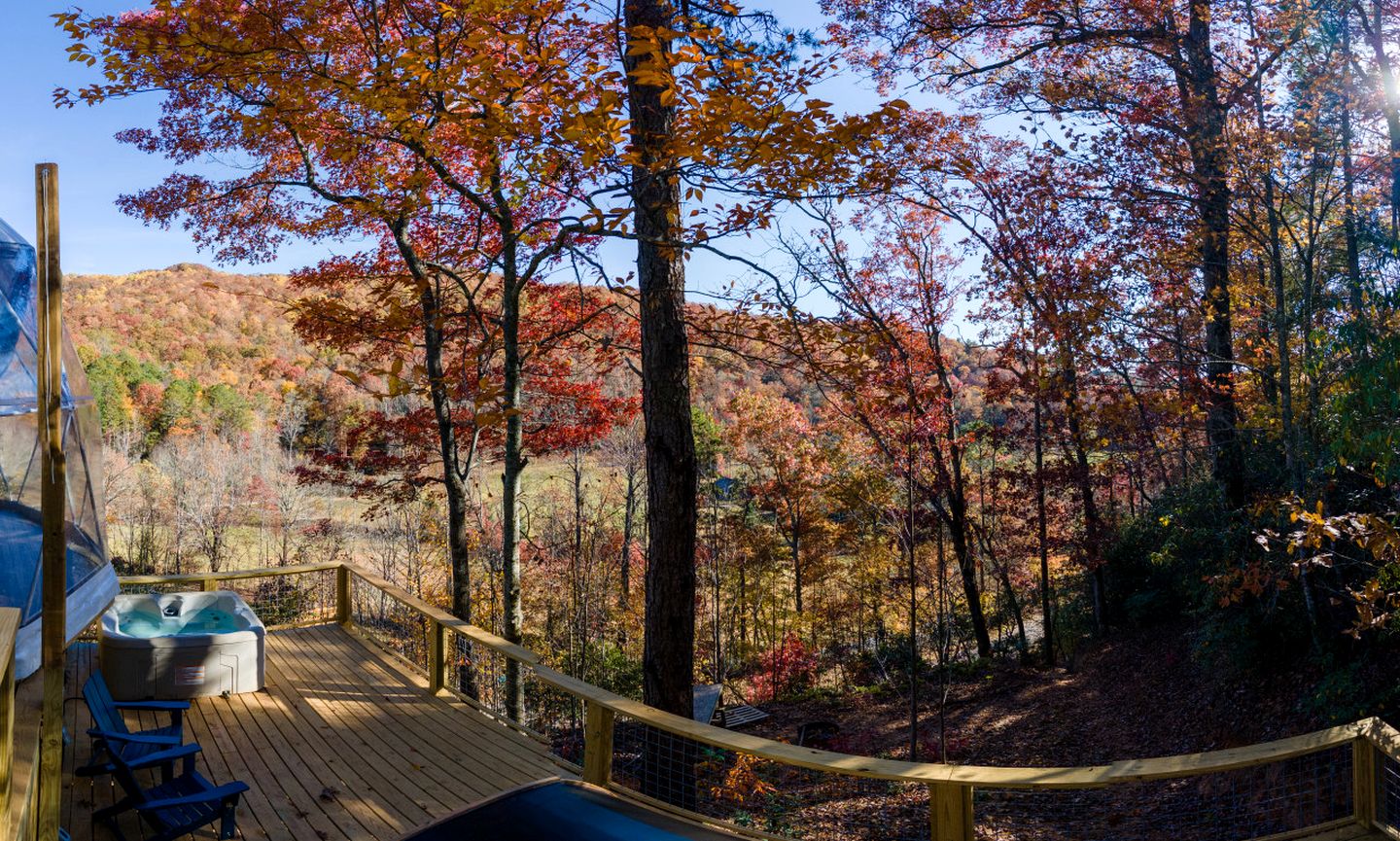 Luxury Geodome with Sauna, Hot Tub & Mountain Views near Pisgah National Forest, North Carolina