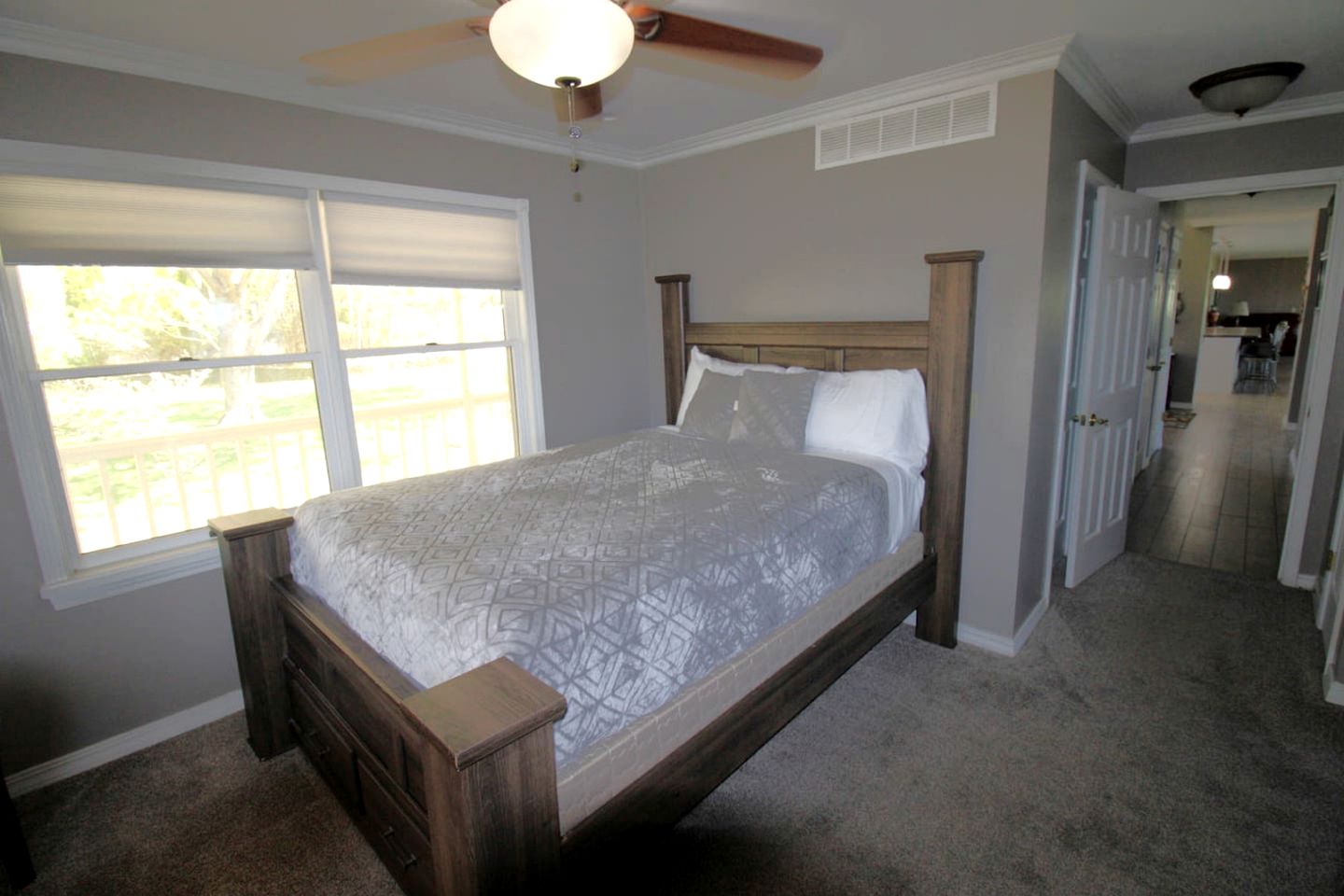 Charming Villa Ideal Escape for Big Groups in Branson, Missouri
