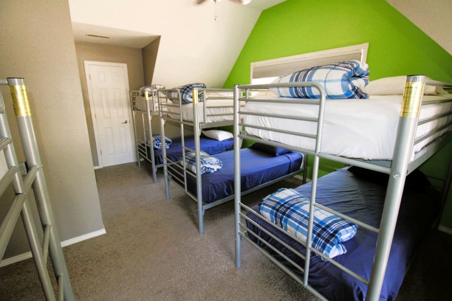 Charming Villa Ideal Escape for Big Groups in Branson, Missouri