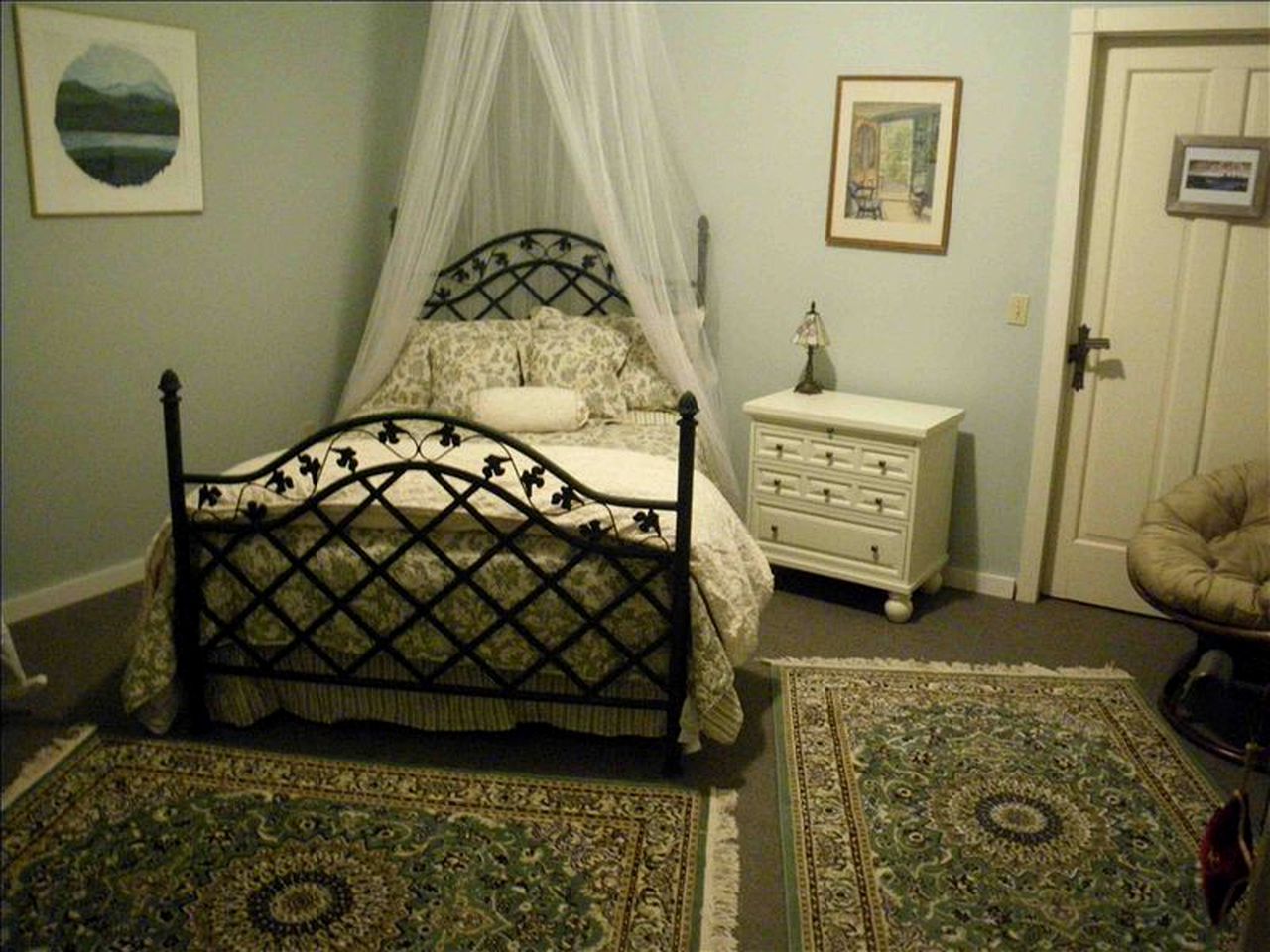 Spectacular Gothic-Style Castle with Private Pool and Hot Tub near Rindge, New Hampshire