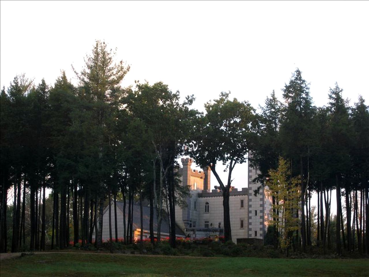 Spectacular Gothic-Style Castle with Private Pool and Hot Tub near Rindge, New Hampshire