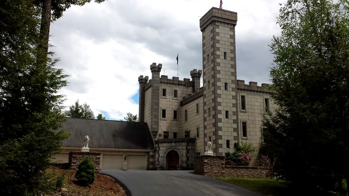 Spectacular Gothic-Style Castle with Private Pool and Hot Tub near Rindge, New Hampshire
