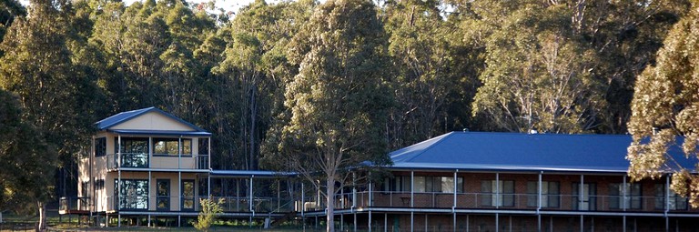 Cottages (Quorrobolong, New South Wales, Australia)