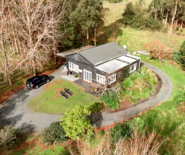 Hurstmere Cottage, Matakana, Cottages, Matakana, New Zealand Glamping Hub