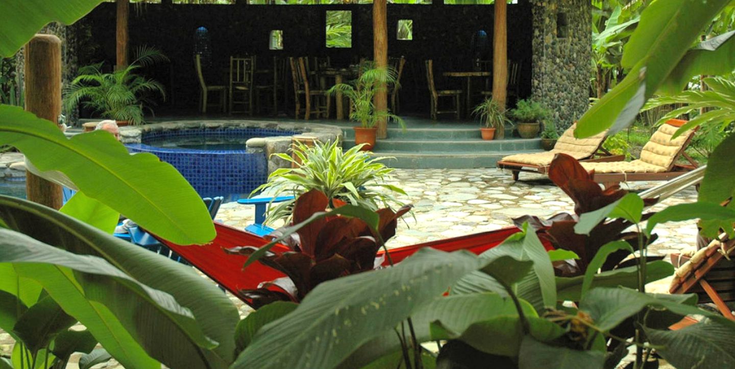 All Inclusive Hut Accommodation for a Weekend Getaway in La Ceiba, Honduras