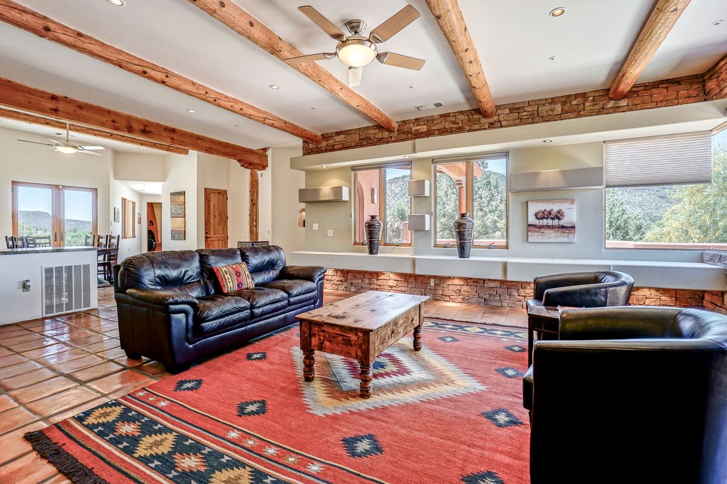 Peaceful Secluded Vacation Rental with Pizza Oven and Stunning Views in Village of Oak Creek, Arizona