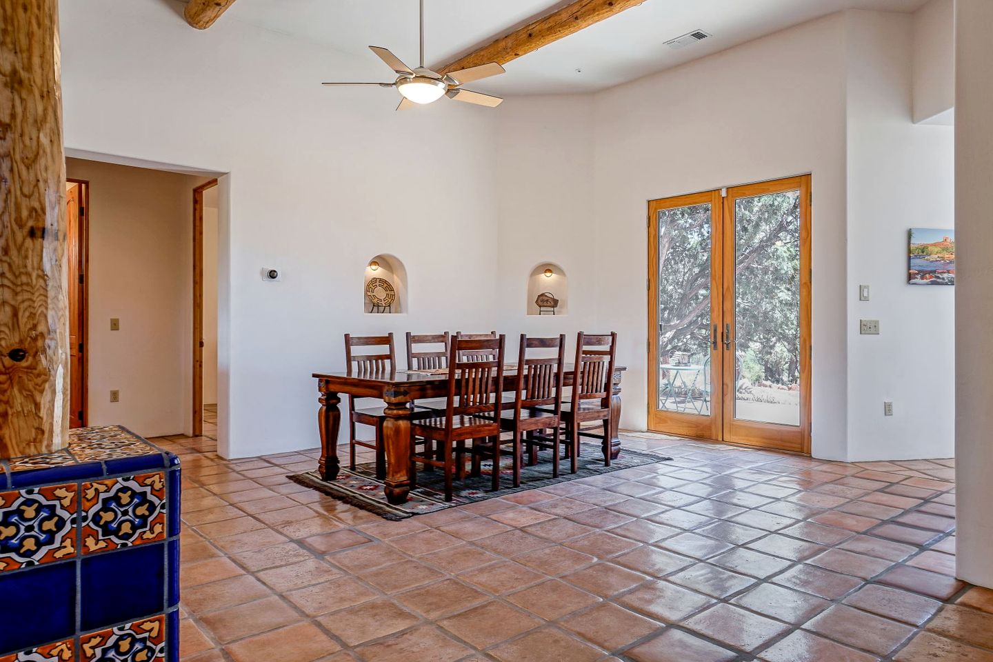 Peaceful Secluded Vacation Rental with Pizza Oven and Stunning Views in Village of Oak Creek, Arizona