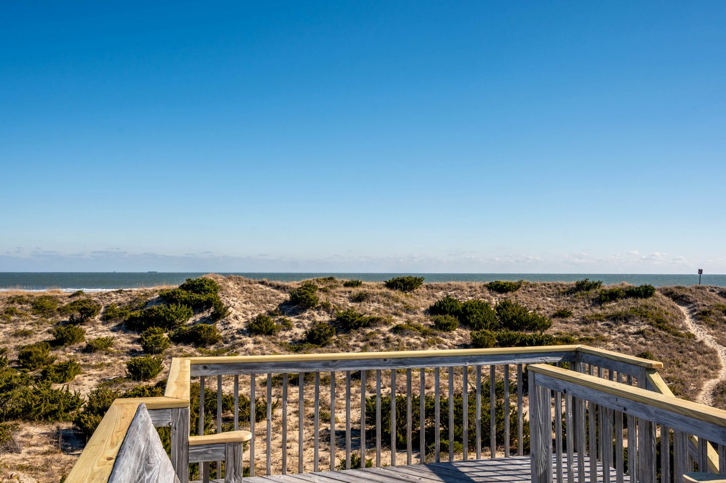 Incredible Unique Beach House with Stunning Sea Views for an Unforgettable Coastal Escape in Avon, North Carolina